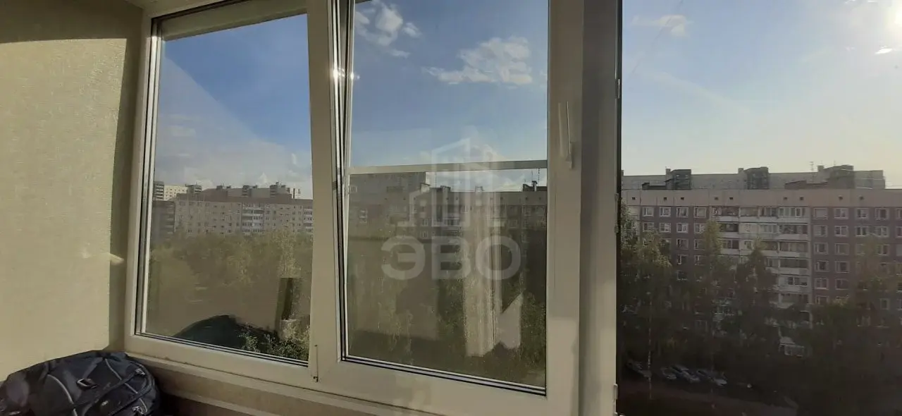 трехкомнатная квартира в Санкт-Петербурге по адресу: Комендантский проспект, 24, к 3