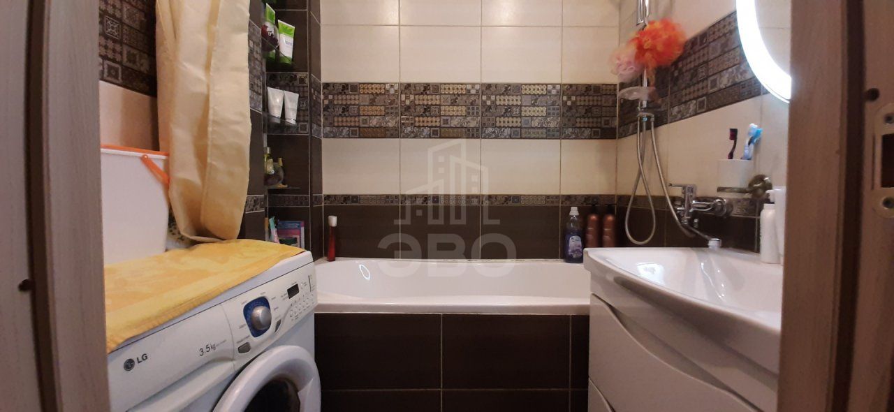 трехкомнатная квартира в Санкт-Петербурге по адресу: Комендантский проспект, 24, к 3