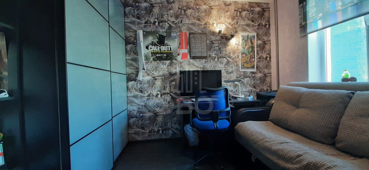 трехкомнатная квартира в Санкт-Петербурге по адресу: Комендантский проспект, 24, к 3