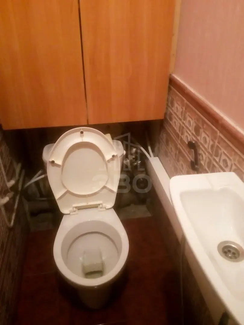 трехкомнатная квартира в Санкт-Петербурге по адресу: Рылеева ул., 10
