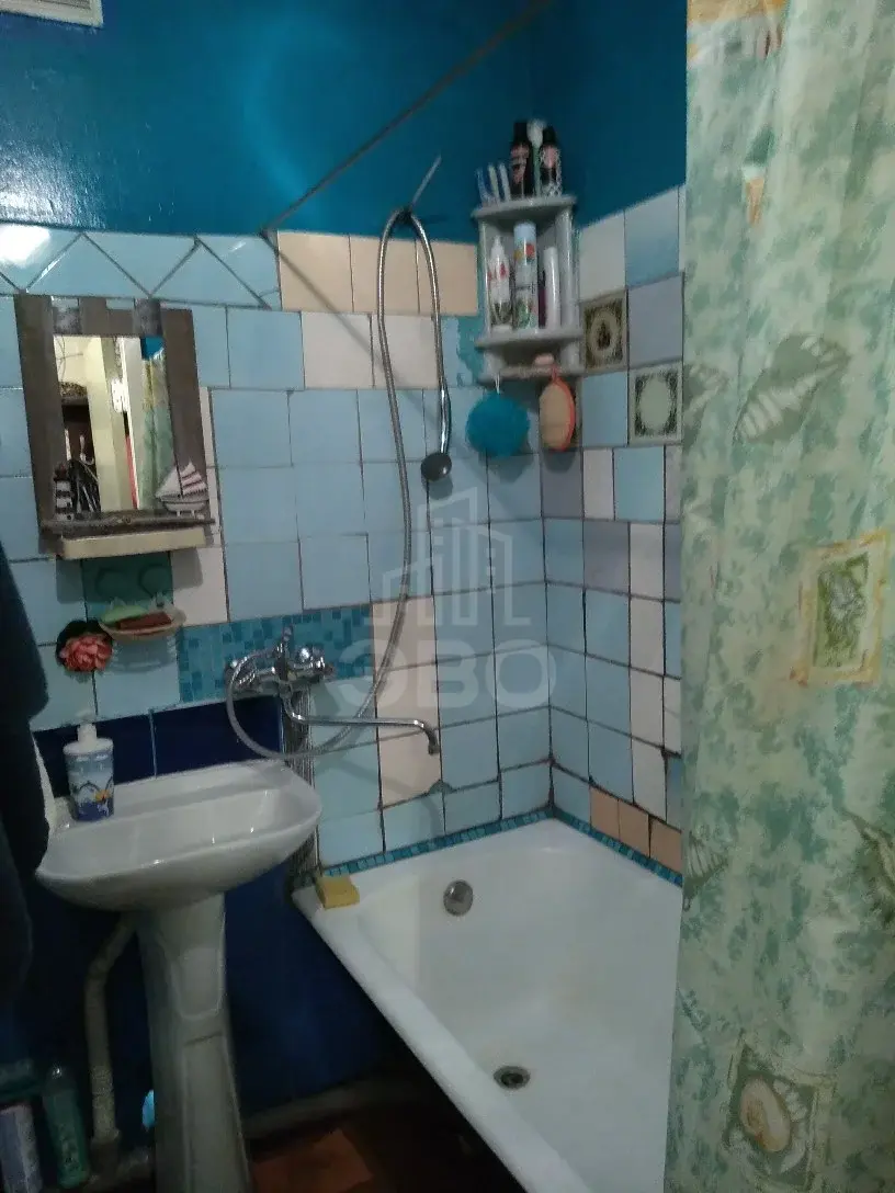 комната в Санкт-Петербурге по адресу: Тельмана ул., 42, к 2