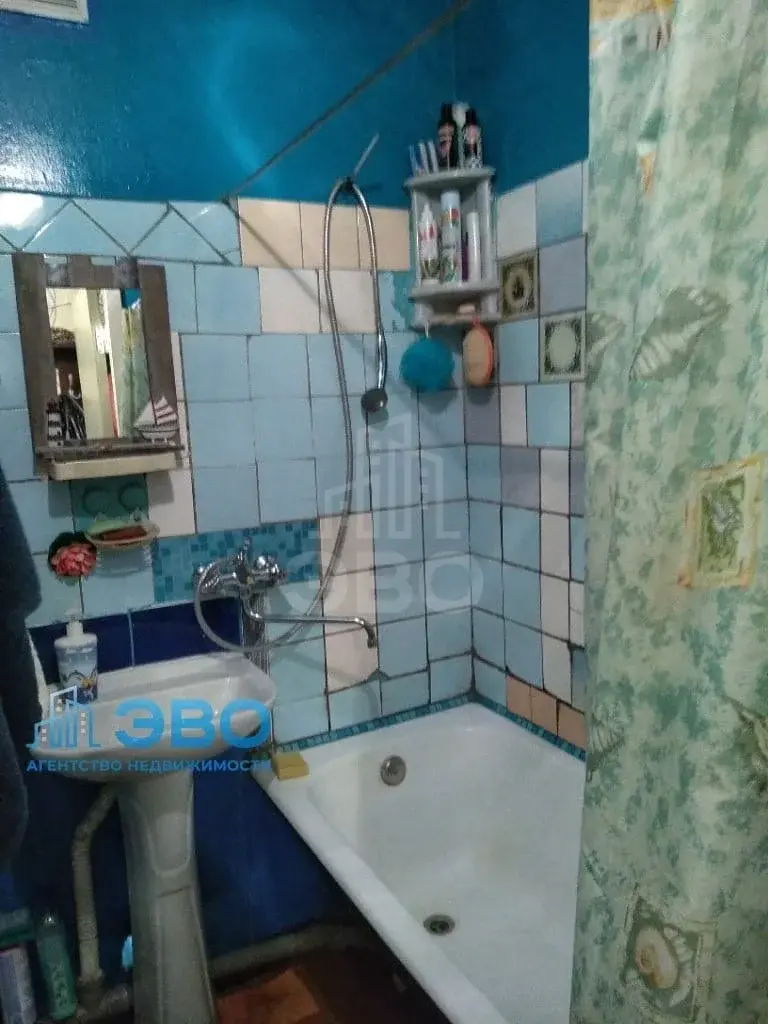 комната в Санкт-Петербурге по адресу: Тельмана ул., 42, к 2