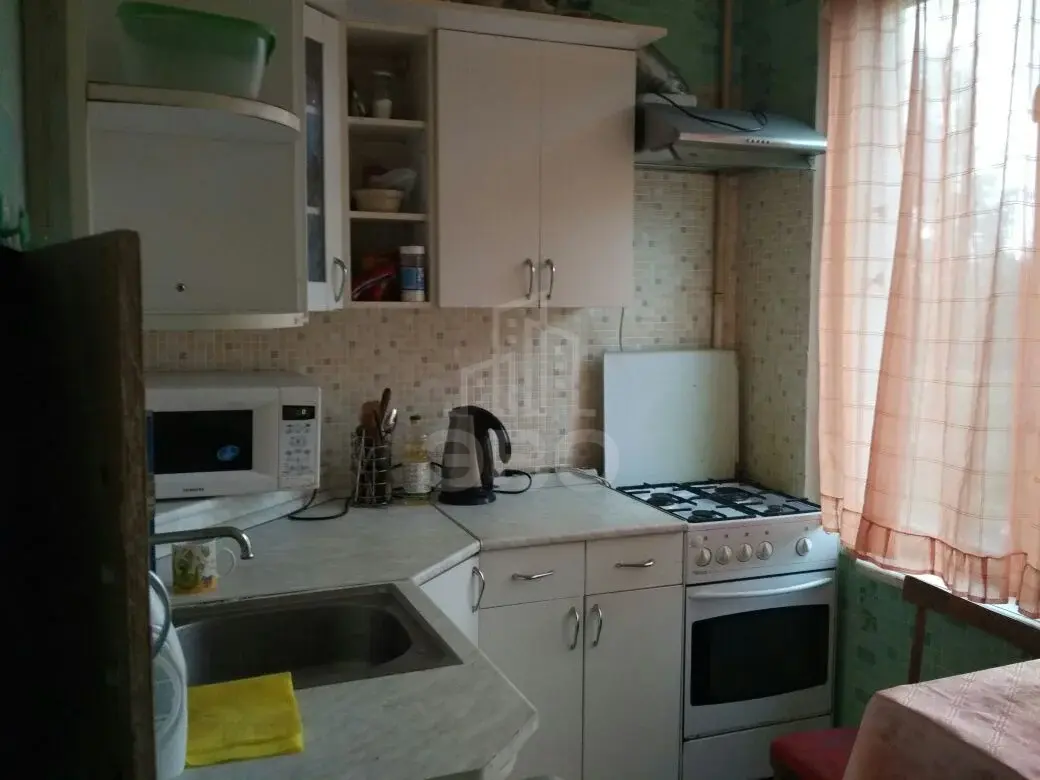 трехкомнатная квартира в Санкт-Петербурге по адресу: Верности ул., 44, к 3