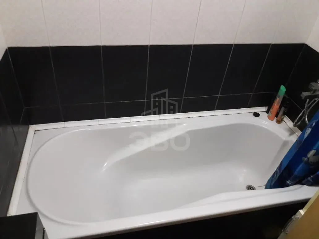 однокомнатная квартира в Санкт-Петербурге по адресу: Парашютная ул., 56, к 1