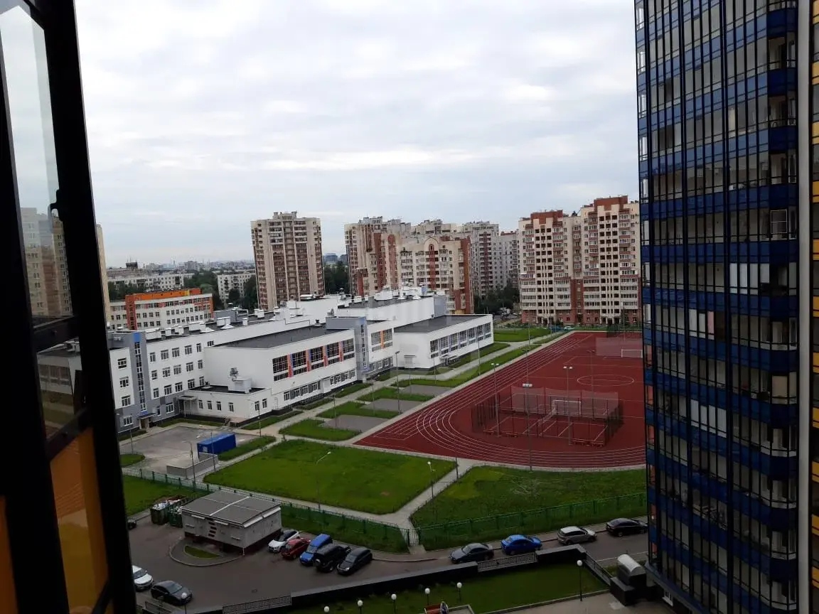 однокомнатная квартира в Санкт-Петербурге по адресу: Кондратьевский проспект, 68, к 4