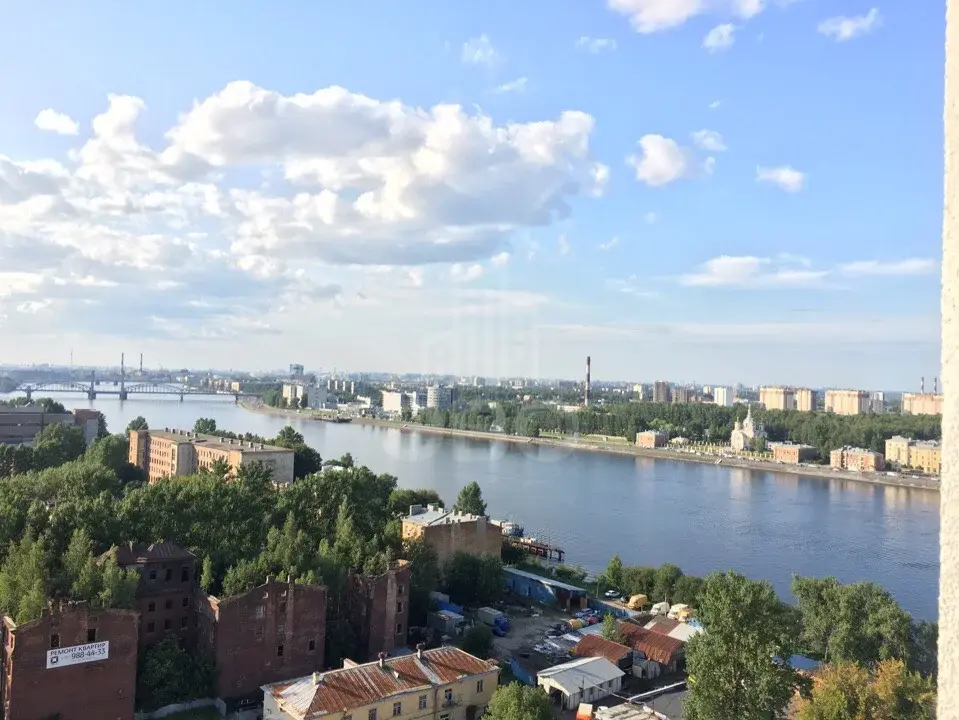 двухкомнатная квартира в Санкт-Петербурге по адресу: Общественный пер., 5, к 1