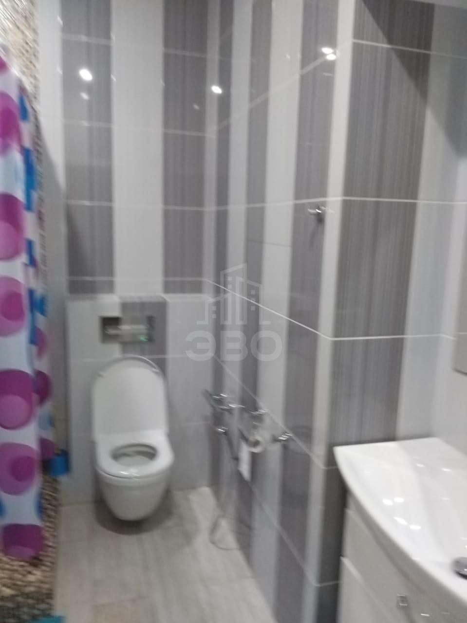 трехкомнатная квартира в Санкт-Петербурге по адресу: Горная ул., 8