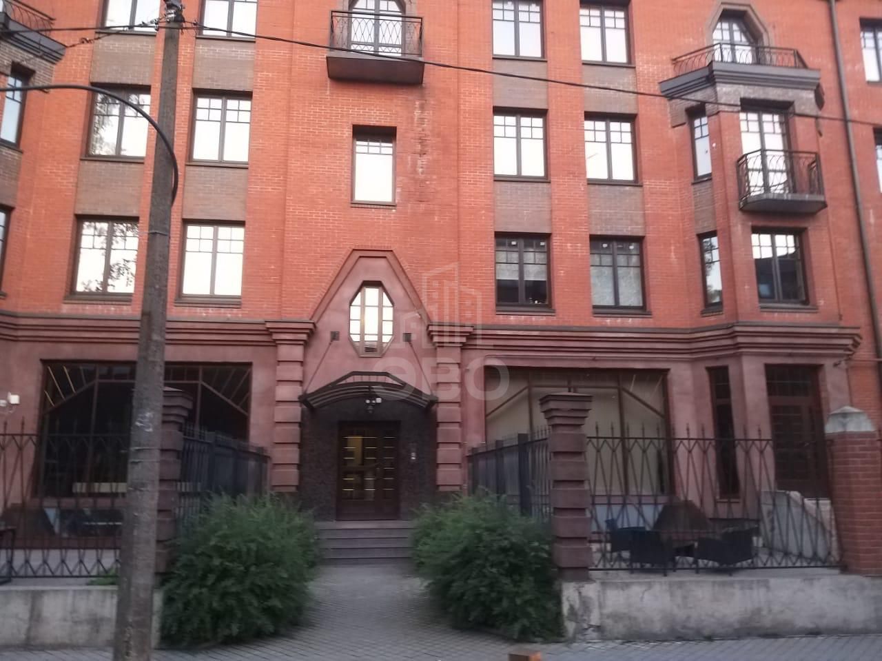 трехкомнатная квартира в Санкт-Петербурге по адресу: Горная ул., 8