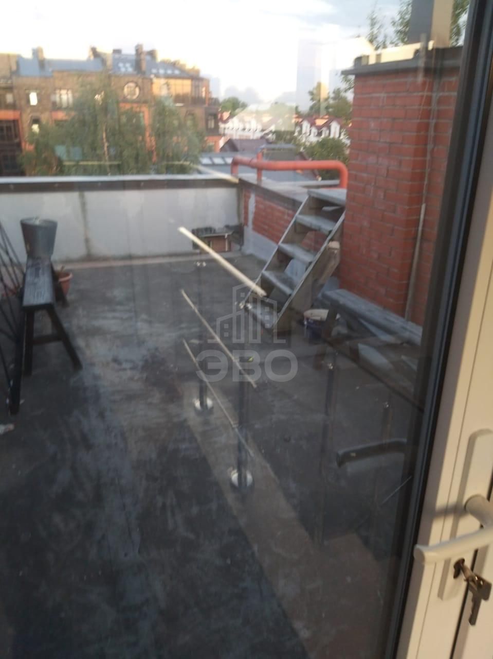 трехкомнатная квартира в Санкт-Петербурге по адресу: Горная ул., 8