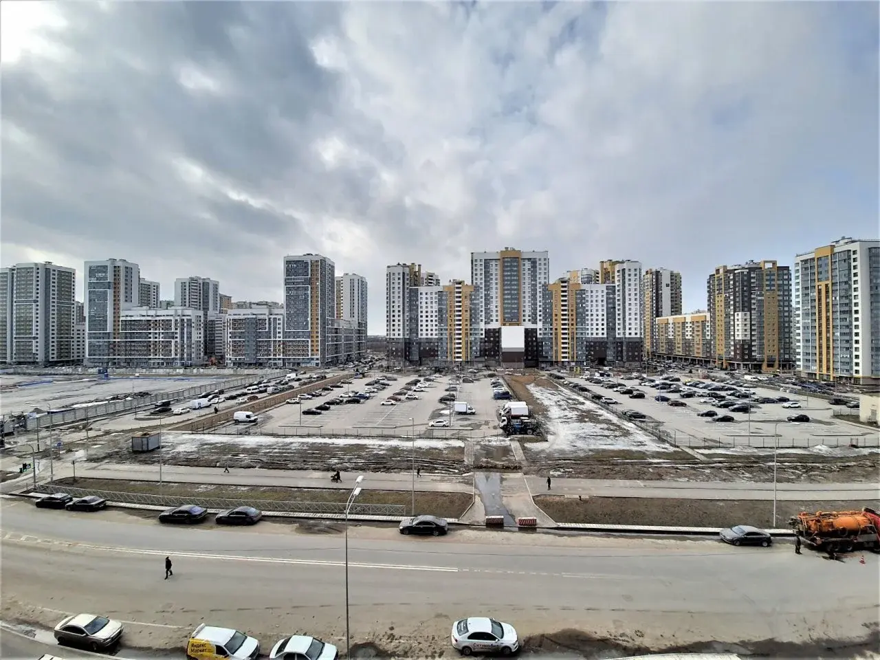 однокомнатная квартира в Санкт-Петербурге по адресу: Среднерогатская ул., 12, к 1