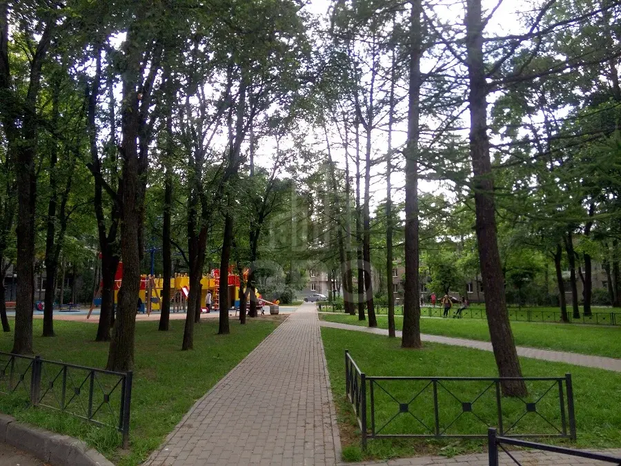 однокомнатная квартира в Санкт-Петербурге по адресу: Лазо ул., 8, к 1