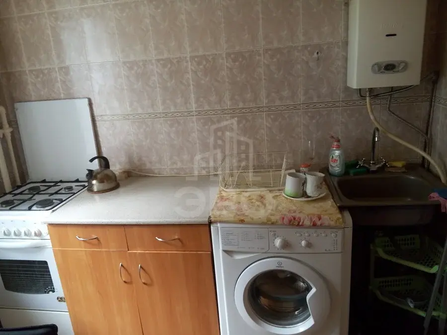 однокомнатная квартира в Санкт-Петербурге по адресу: Лазо ул., 8, к 1