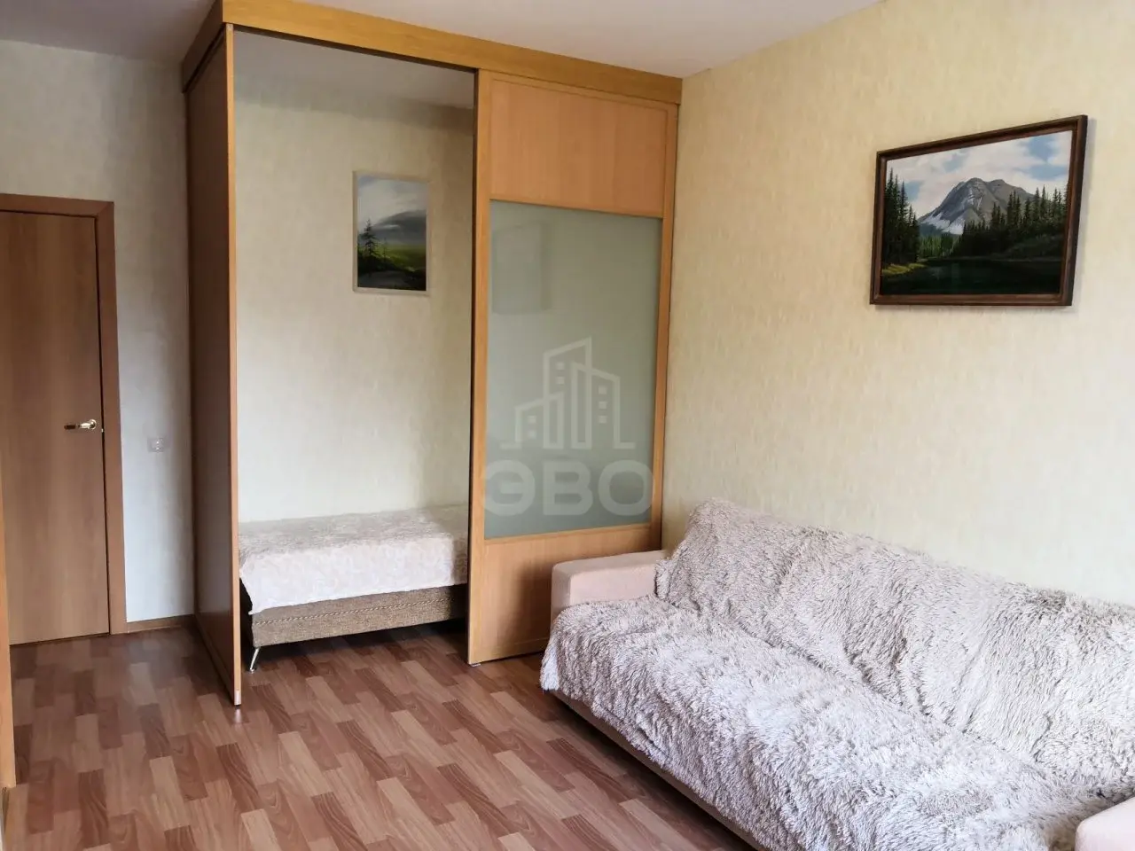однокомнатная квартира в Санкт-Петербурге по адресу: Юнтоловский проспект, 53, к 4