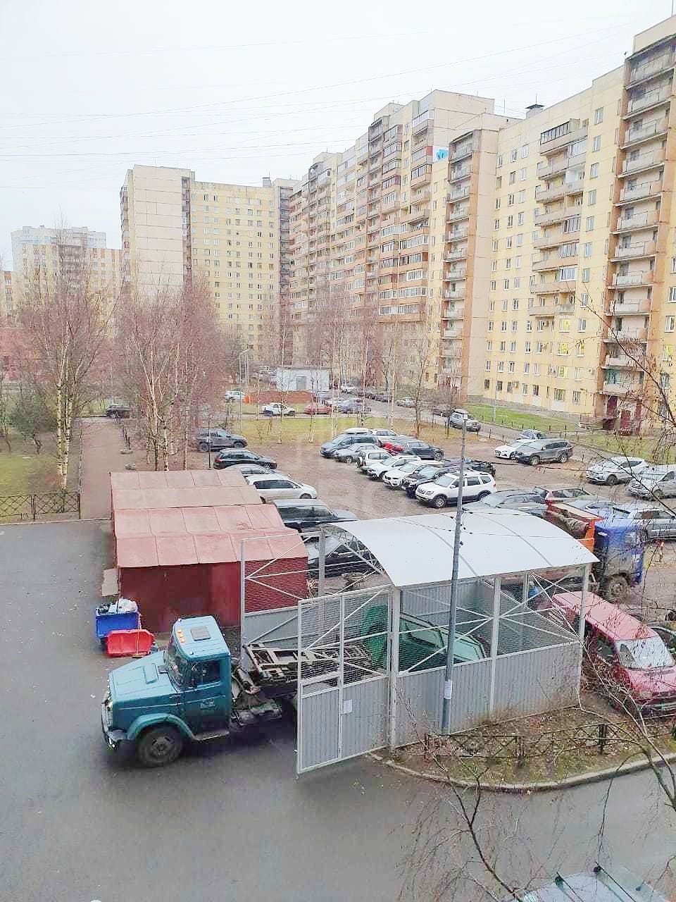 двухкомнатная квартира в Санкт-Петербурге по адресу: Маршала Жукова проспект, 35, к 3