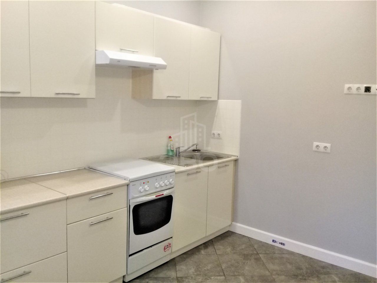 двухкомнатная квартира в Санкт-Петербурге по адресу: Королева проспект, 73