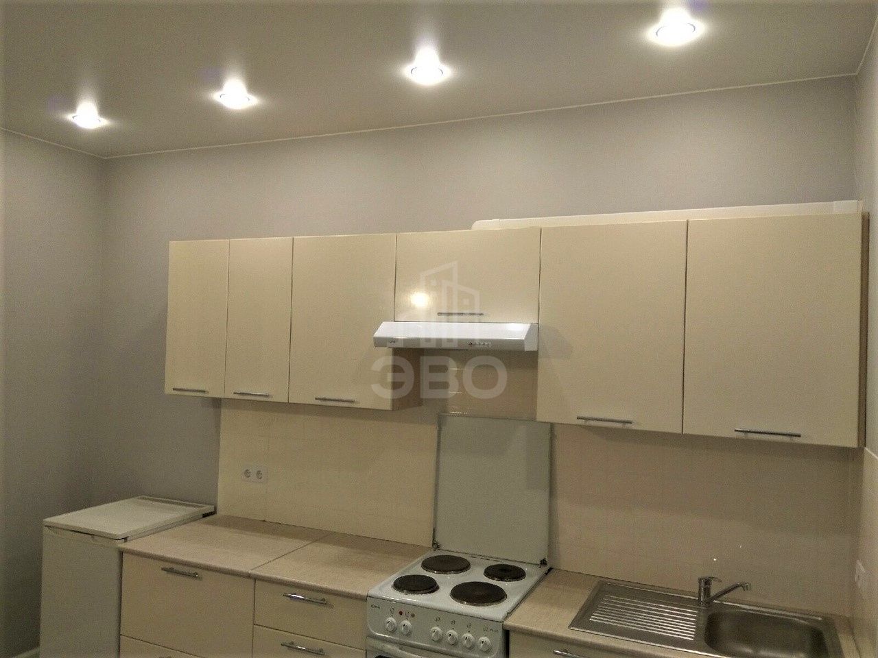 двухкомнатная квартира в Санкт-Петербурге по адресу: Королева проспект, 73