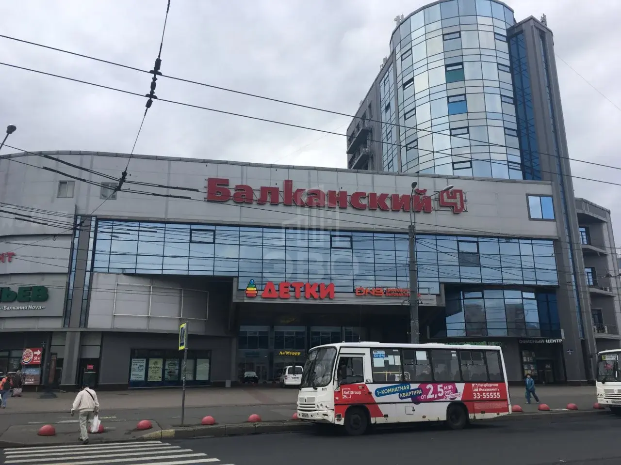 комната в Санкт-Петербурге по адресу: Ярослава Гашека ул., 2