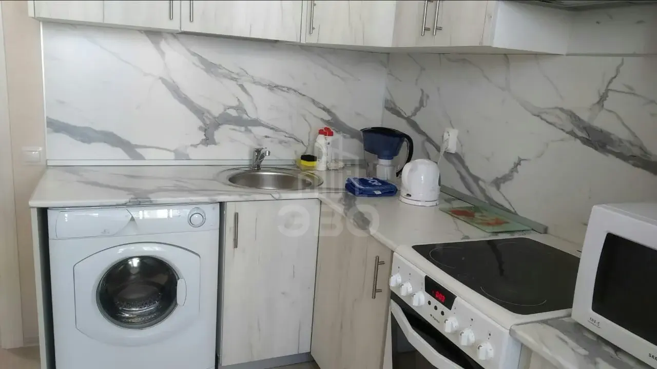 однокомнатная квартира в Санкт-Петербурге по адресу: Парашютная ул., 38, к 3