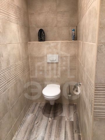 трехкомнатная квартира в Санкт-Петербурге по адресу: Маршала Тухачевского ул., 23