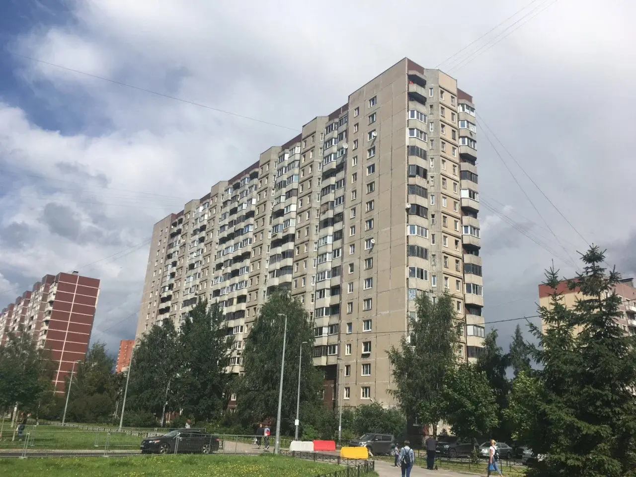 однокомнатная квартира в Санкт-Петербурге по адресу: Комендантский проспект, 29, к 1