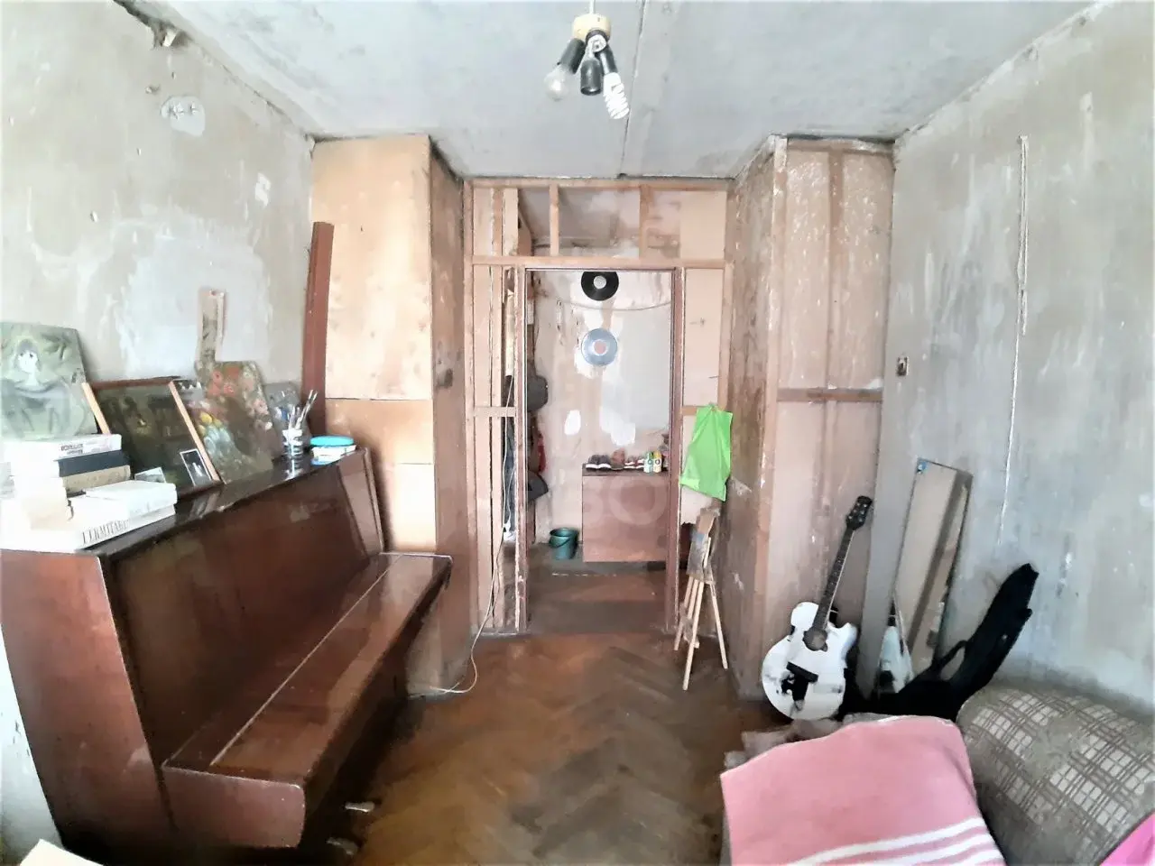 трехкомнатная квартира в Санкт-Петербурге по адресу: Кондратьевский проспект, 33