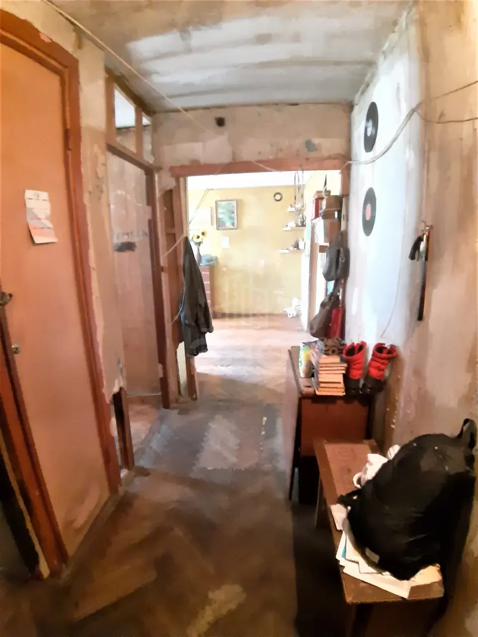 трехкомнатная квартира в Санкт-Петербурге по адресу: Кондратьевский проспект, 33