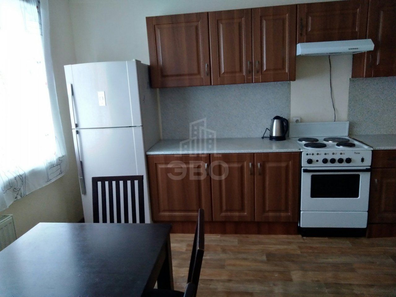 трехкомнатная квартира в Санкт-Петербурге по адресу: Кушелевская дор., 3, к 2