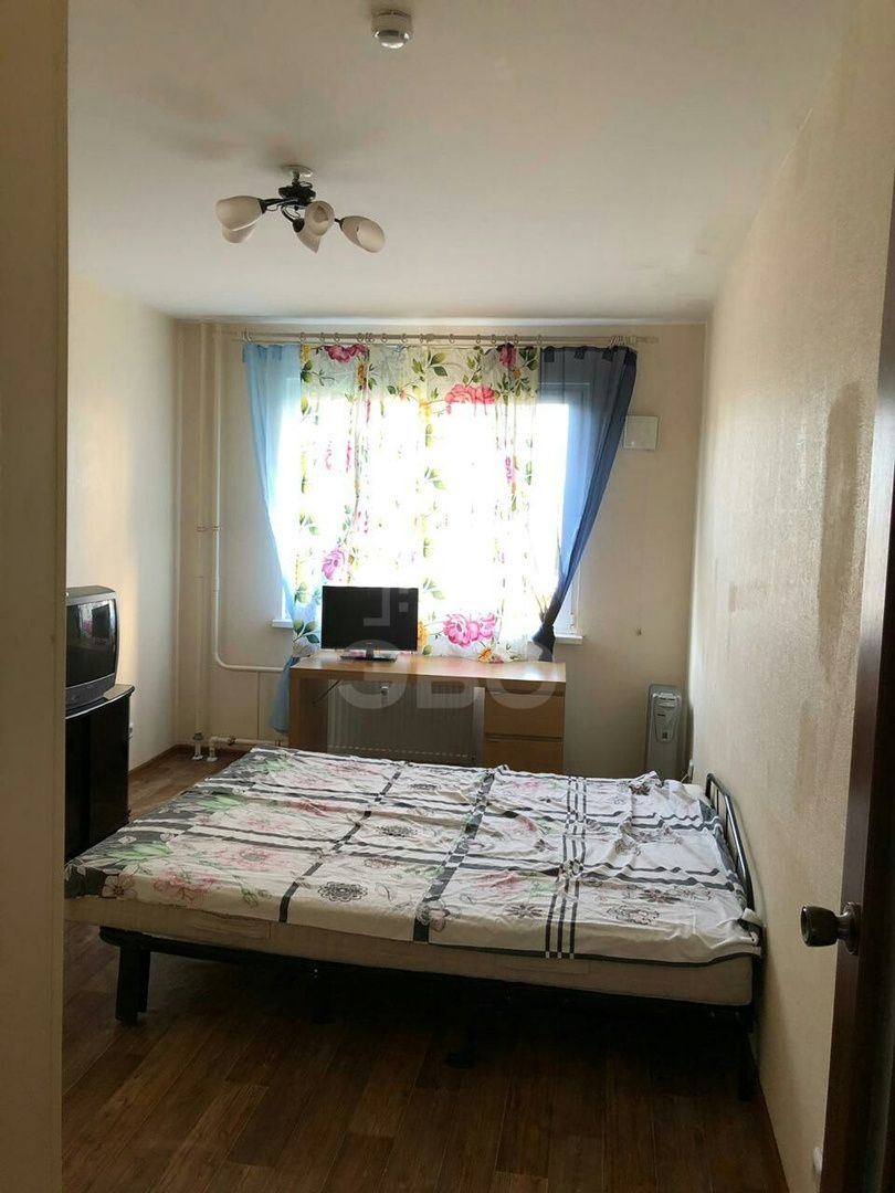 трехкомнатная квартира в Санкт-Петербурге по адресу: Кушелевская дор., 3, к 2