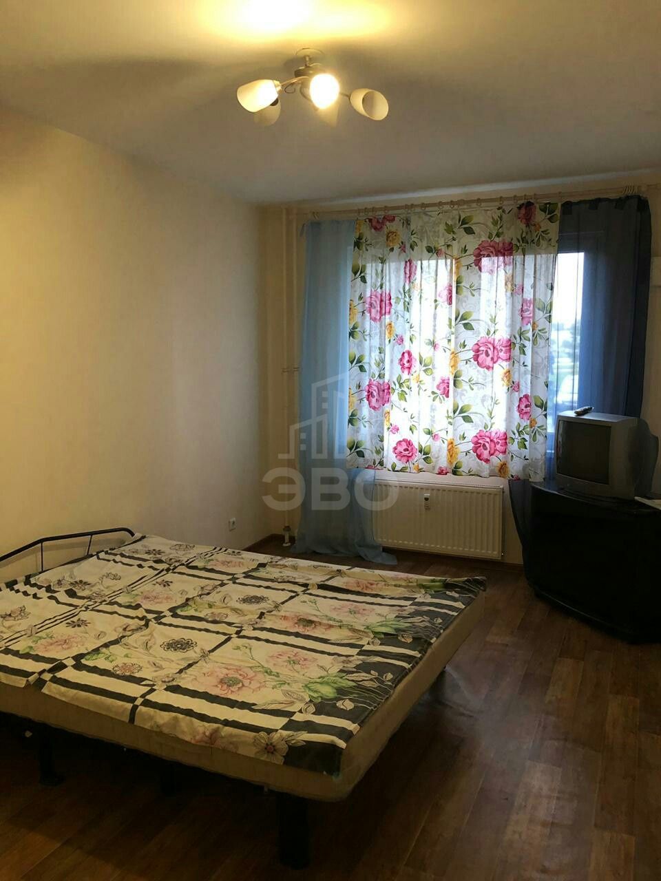 трехкомнатная квартира в Санкт-Петербурге по адресу: Кушелевская дор., 3, к 2