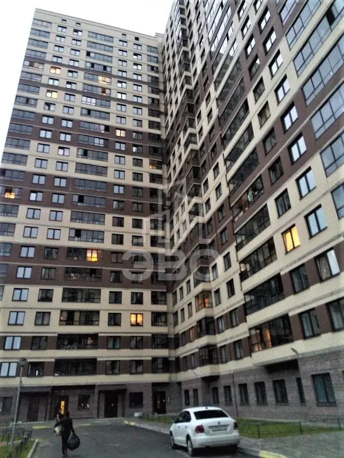 однокомнатная квартира в Санкт-Петербурге по адресу: Русановская ул., 16, к 3