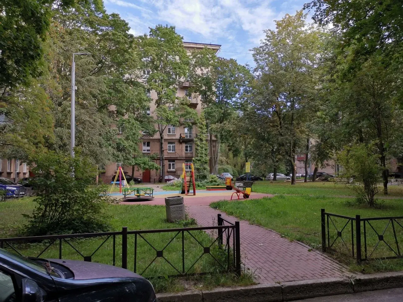 двухкомнатная квартира в Санкт-Петербурге по адресу: Ленсовета ул., 10