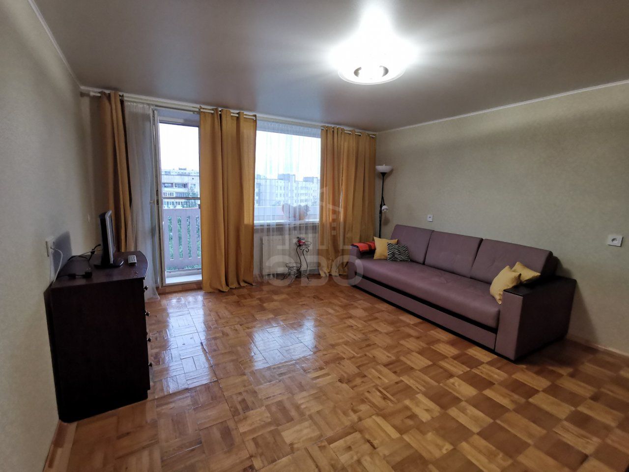 двухкомнатная квартира в Санкт-Петербурге по адресу: Энтузиастов проспект, 51, к 3