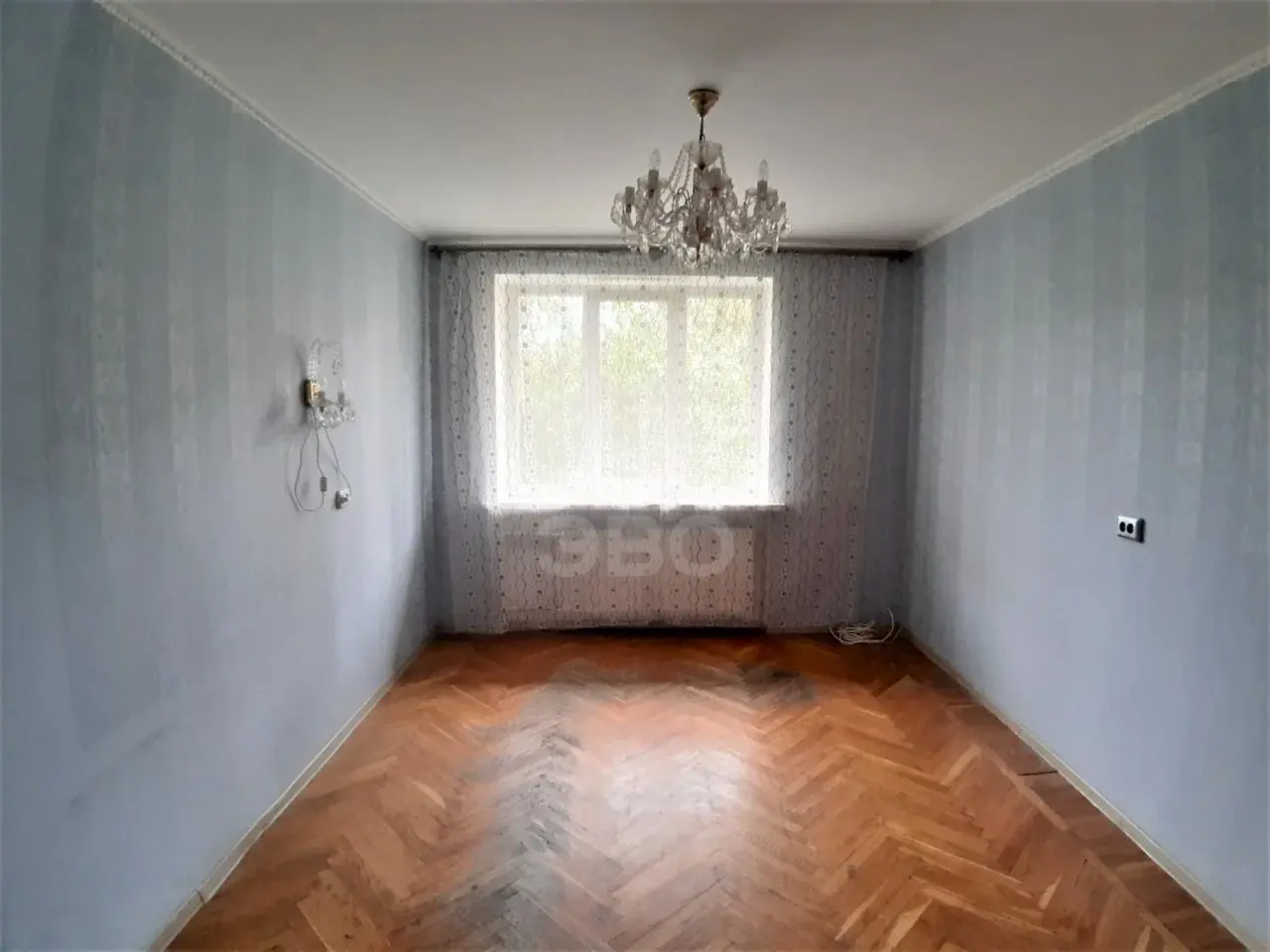 двухкомнатная квартира в Санкт-Петербурге по адресу: Композиторов ул., 11, к 1