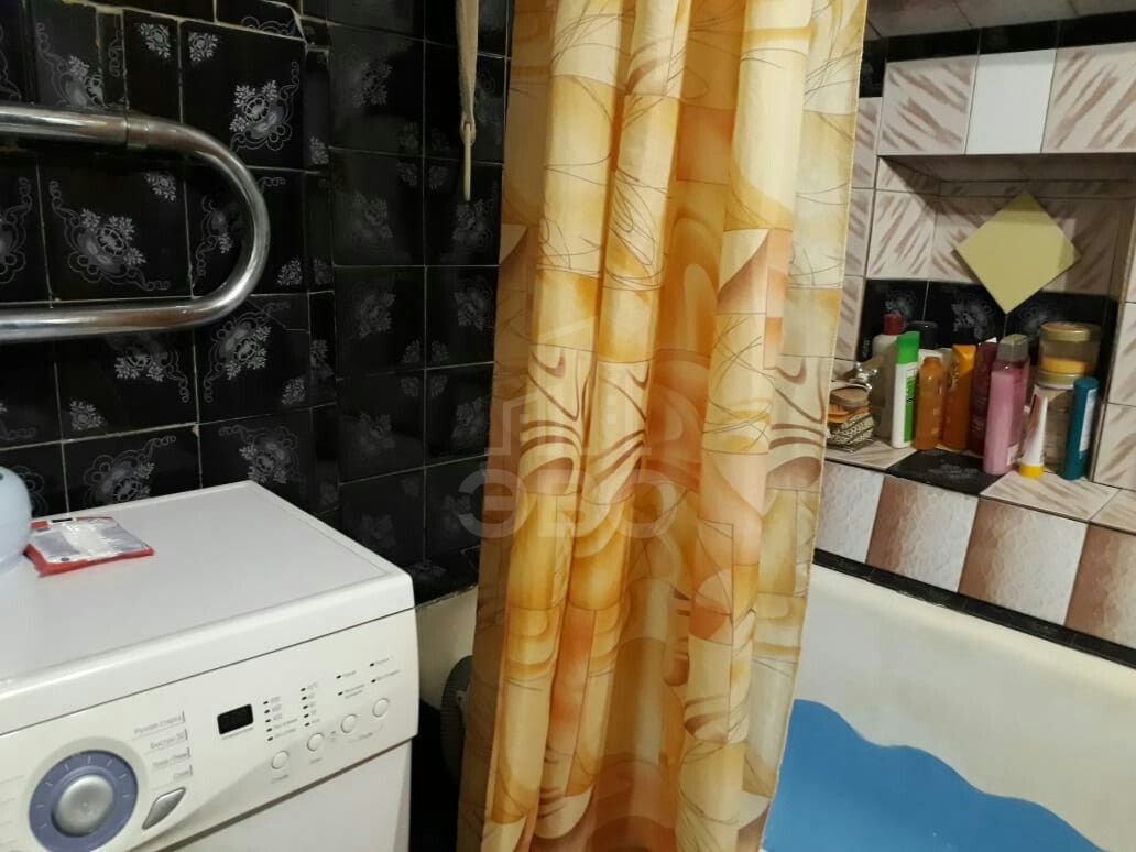 комната в Санкт-Петербурге по адресу: Ленсовета ул., 8