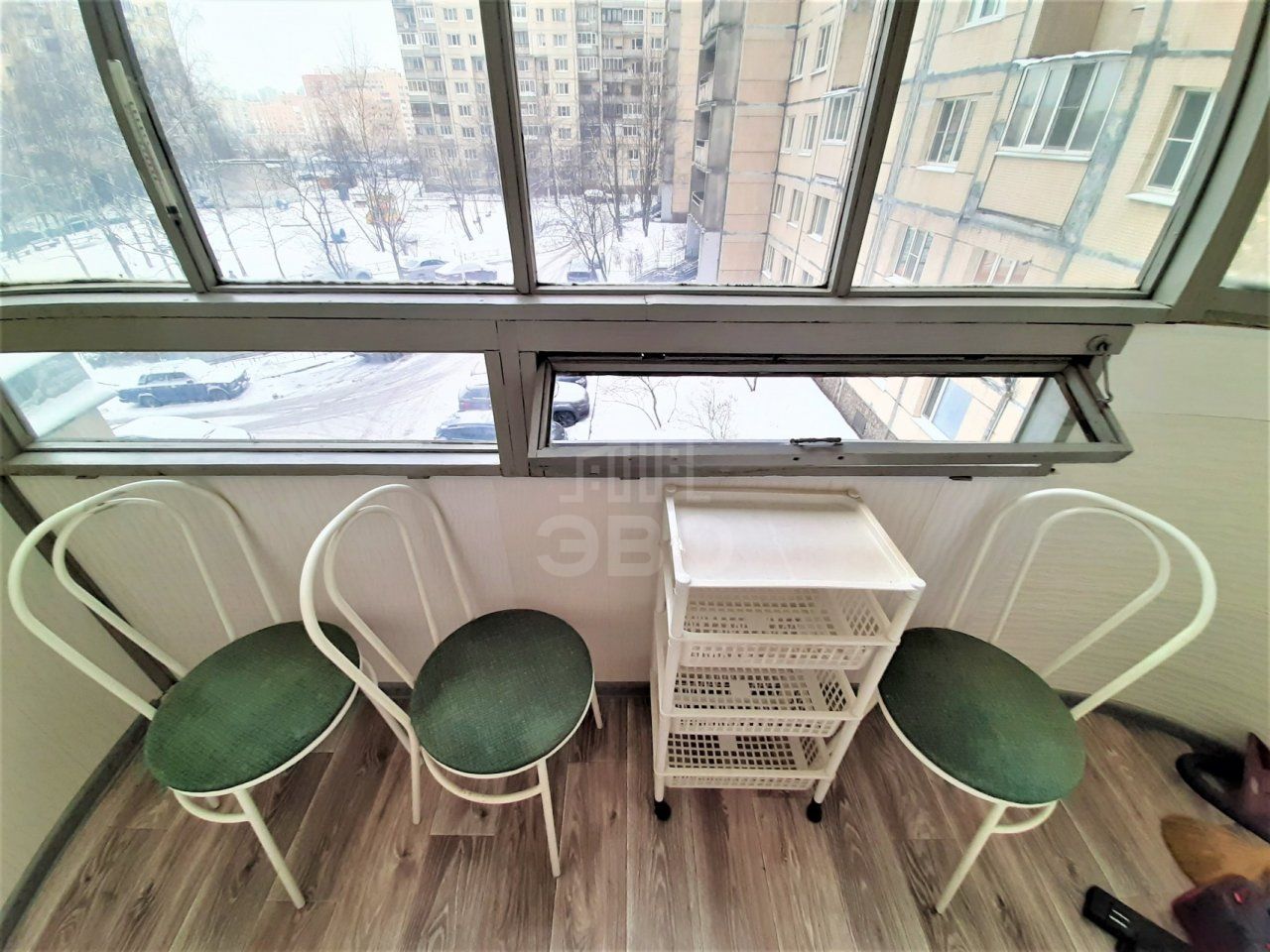 трехкомнатная квартира в Санкт-Петербурге по адресу: Бухарестская ул., 124/56