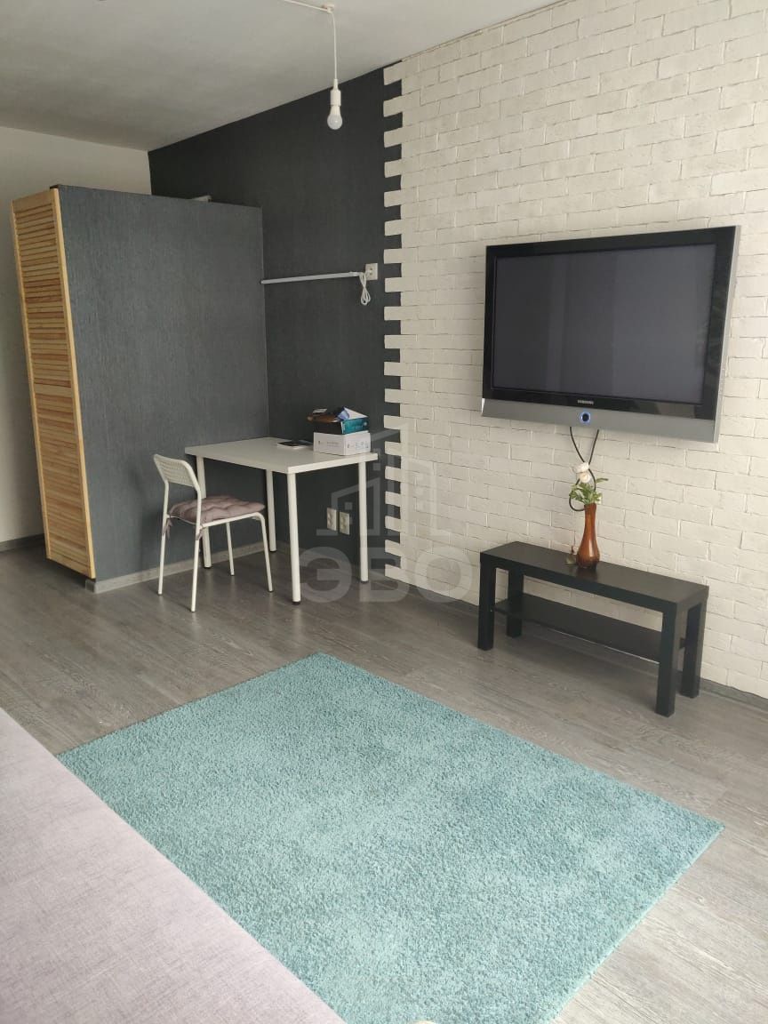 трехкомнатная квартира в Санкт-Петербурге по адресу: Бухарестская ул., 124/56