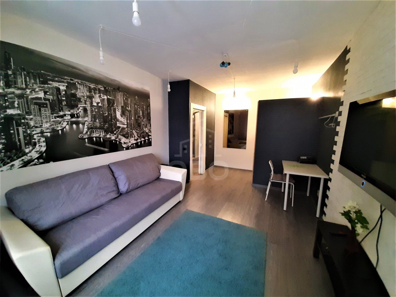 трехкомнатная квартира в Санкт-Петербурге по адресу: Бухарестская ул., 124/56