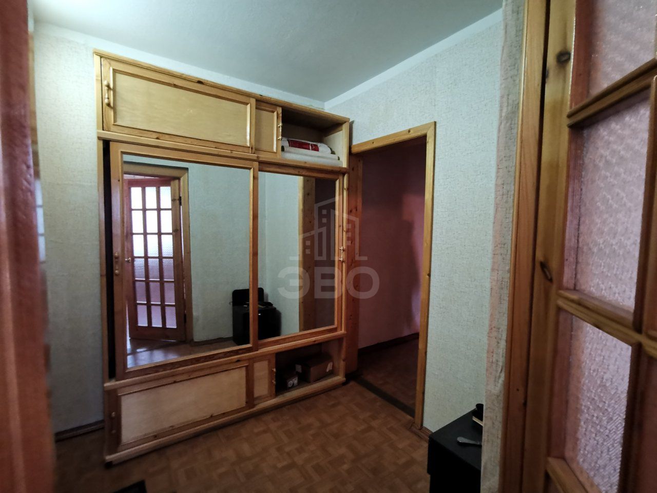 трехкомнатная квартира в Санкт-Петербурге по адресу: Наставников проспект, 41, к 2