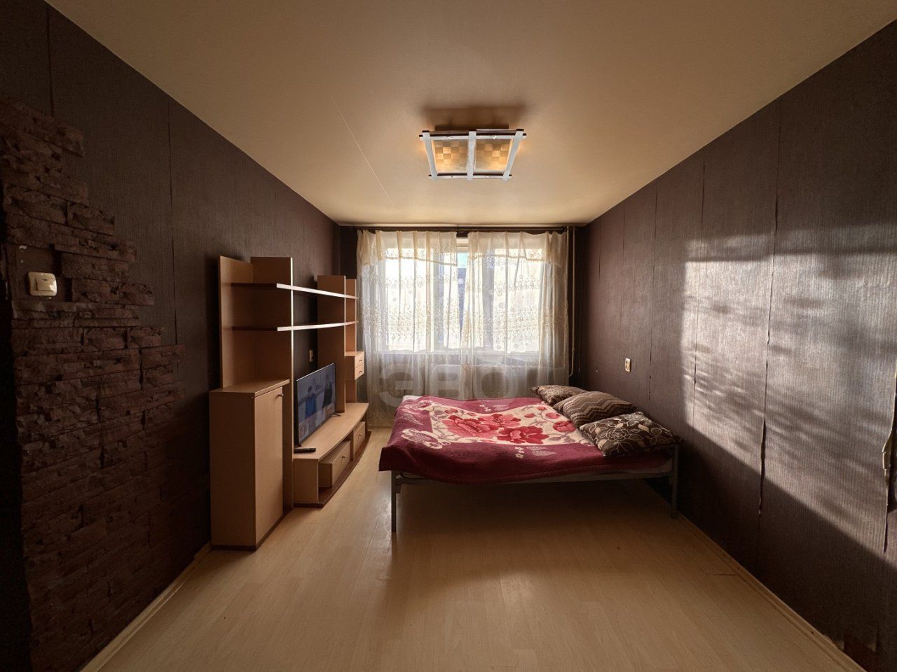 трехкомнатная квартира в Санкт-Петербурге по адресу: Купчинская ул., 15, к 2