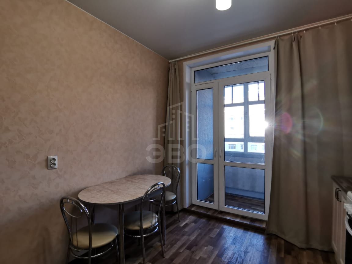 однокомнатная квартира в Санкт-Петербурге по адресу: Реки Смоленки наб., 3, к 2