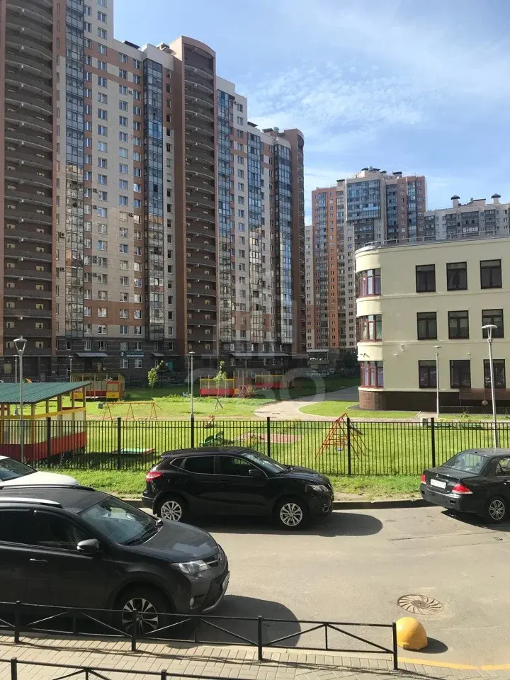 однокомнатная квартира в Санкт-Петербурге по адресу: Шуваловский проспект, 37, к 1