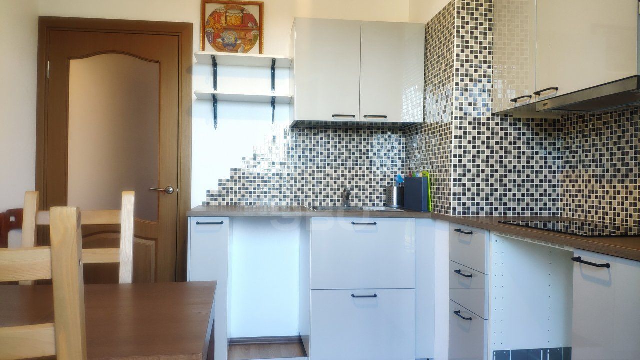 двухкомнатная квартира в Санкт-Петербурге по адресу: Парашютная ул., 65