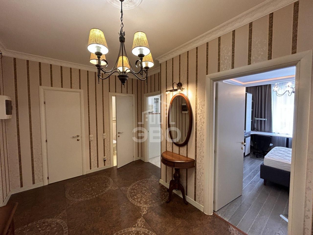 двухкомнатная квартира в Санкт-Петербурге по адресу: Кременчугская ул., 11, к 1