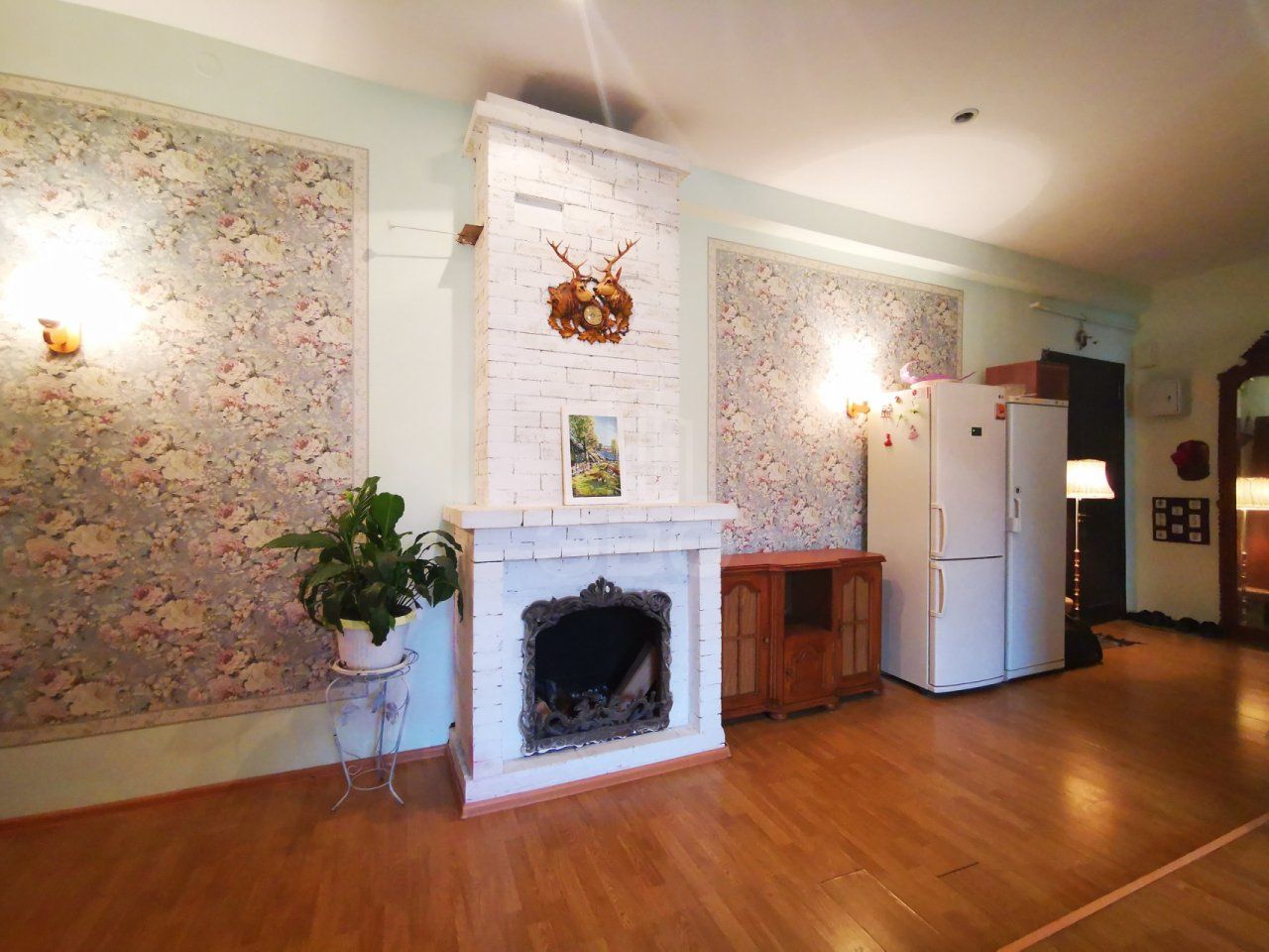 четырехкомнатная квартира в Санкт-Петербурге по адресу: Малая Посадская ул., 19