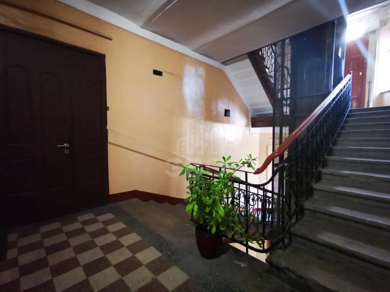 четырехкомнатная квартира в Санкт-Петербурге по адресу: Малая Посадская ул., 19