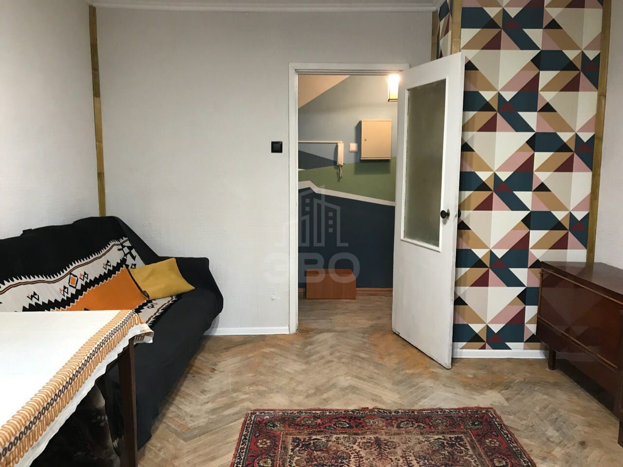 двухкомнатная квартира в Санкт-Петербурге по адресу: Карпинского ул., 14