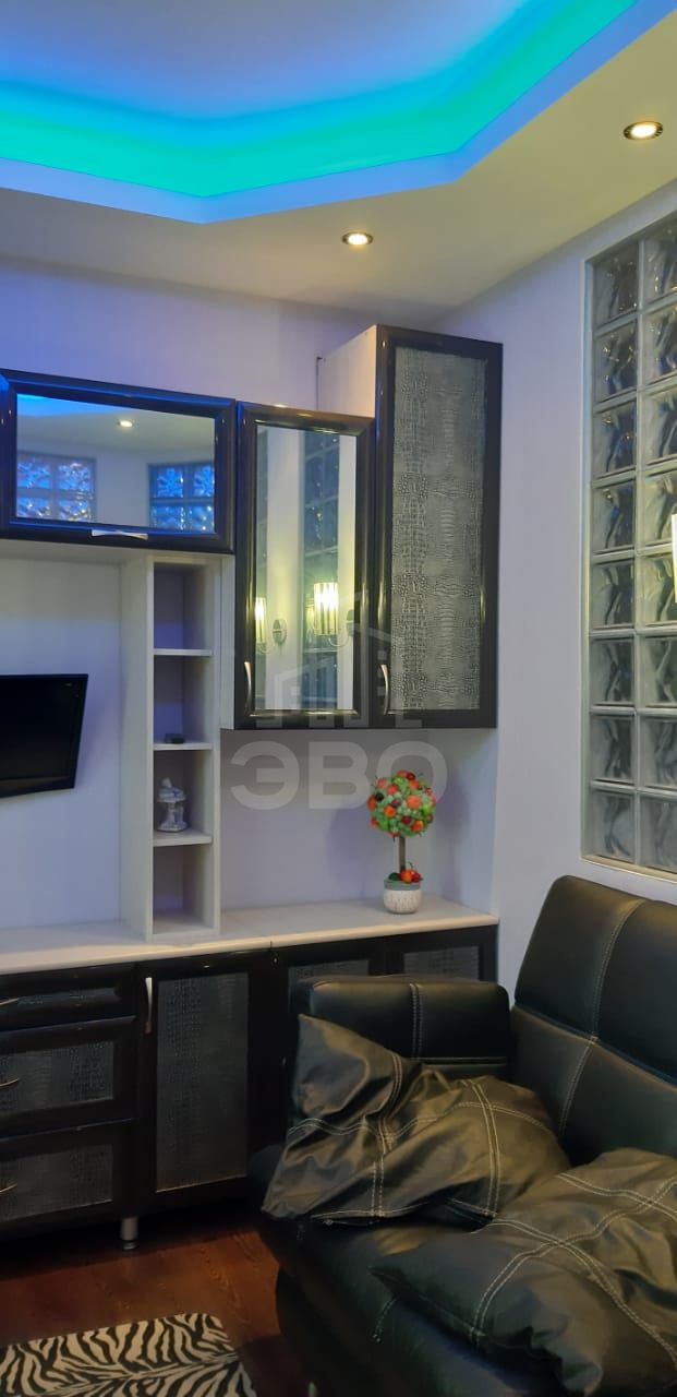 комната в Санкт-Петербурге по адресу: Луначарского проспект, 11, к 3