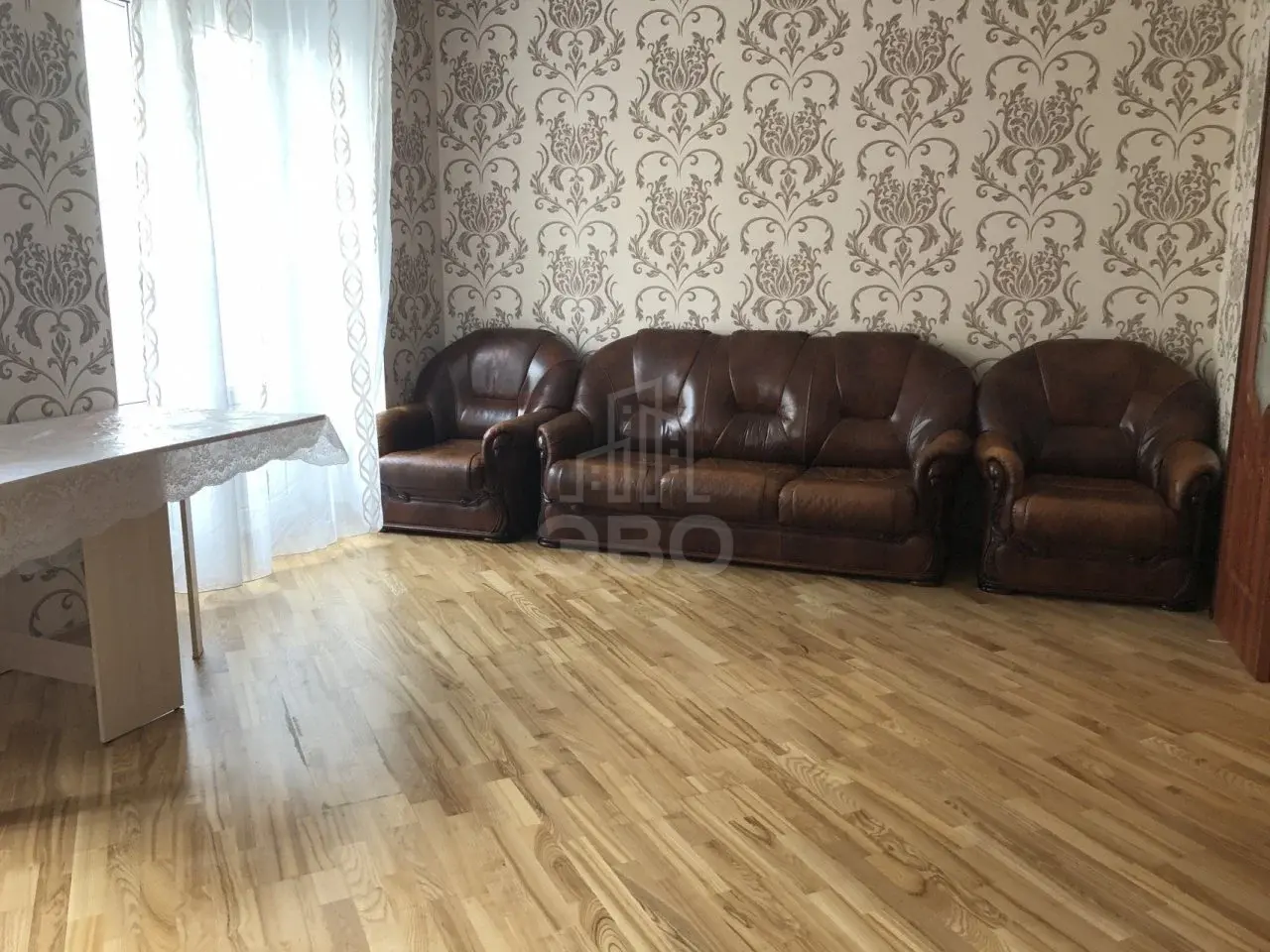 трехкомнатная квартира в Санкт-Петербурге по адресу: Ворошилова ул., 27, к 2