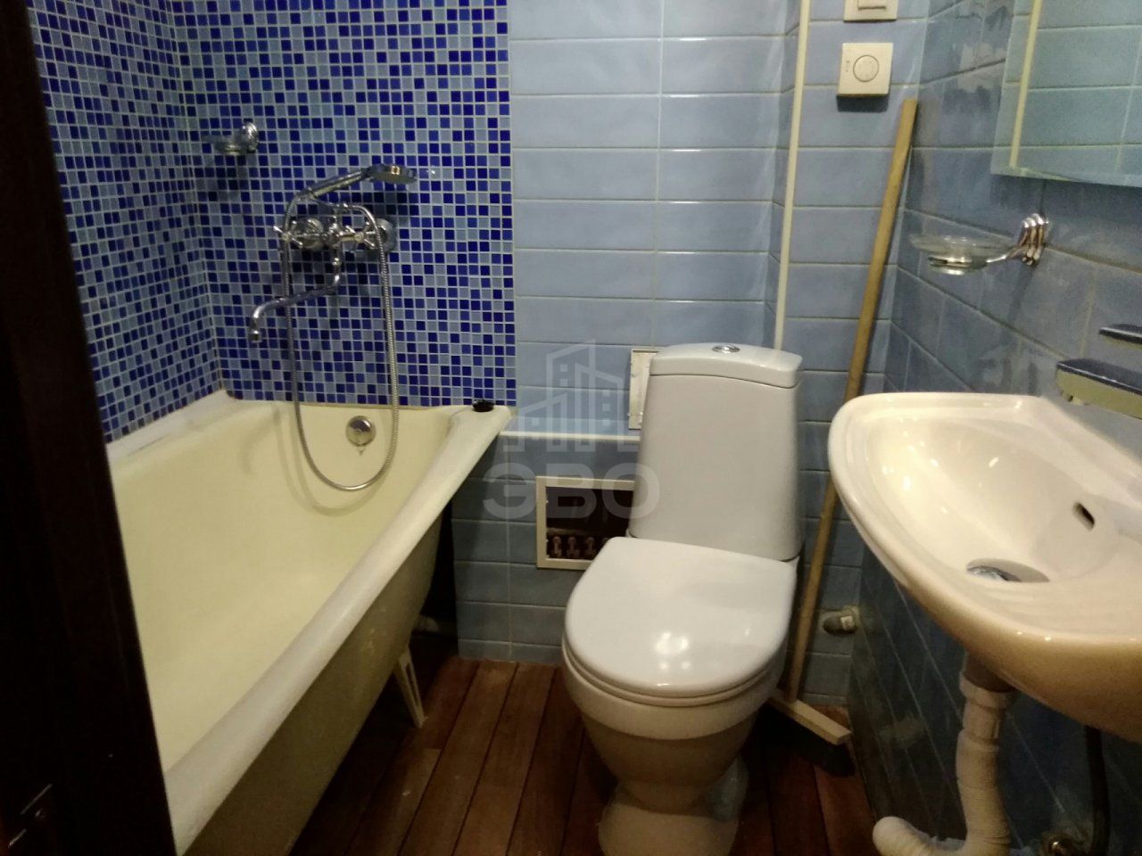 двухкомнатная квартира в Санкт-Петербурге по адресу: Большая Пушкарская ул., 3