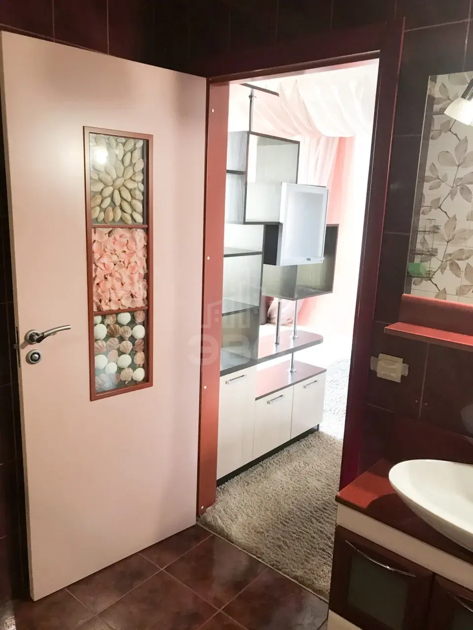 трехкомнатная квартира в Санкт-Петербурге по адресу: Савушкина ул., 124, к 1